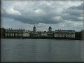 Za vodou je Greenwiche
