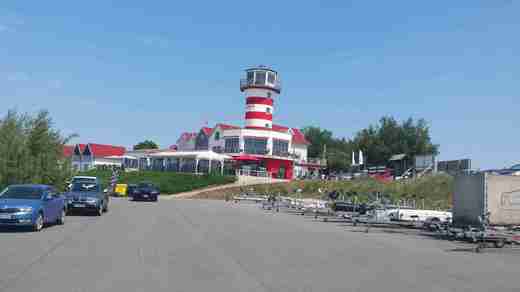 12 Restaurace maják