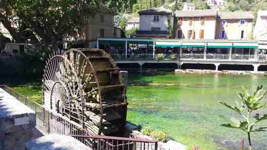 18  Fontaine de Vaucluse