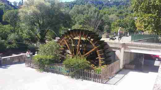 22  Fontaine de Vaucluse