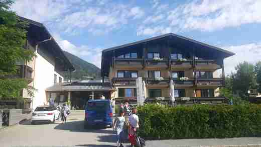 01 Hotel Bernhofer, Schüttdorf