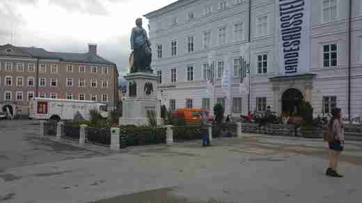 13 Wolfgang Amadeus