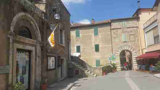 13 Sorano