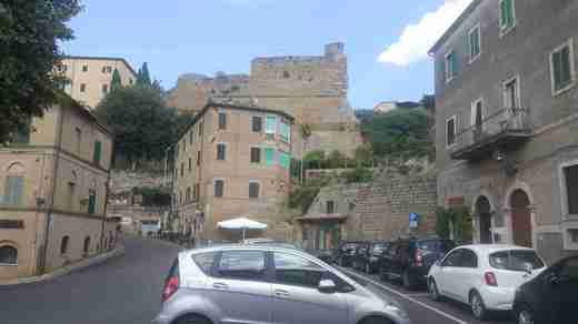 15 Sorano