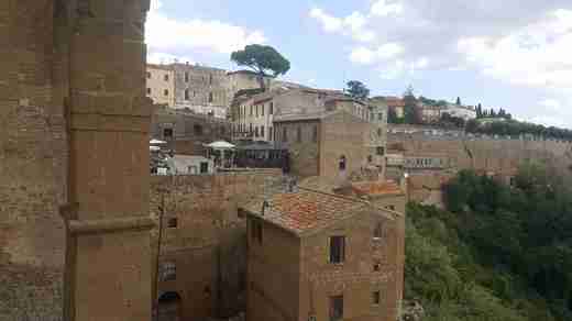 19 Pitigliano