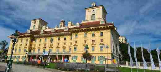25 Eisenstadt, zámek Esterházy