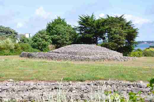 18 Tumulus