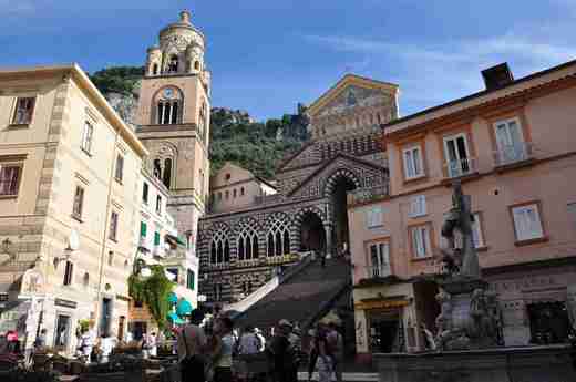 12 Katedrála v Amalfi