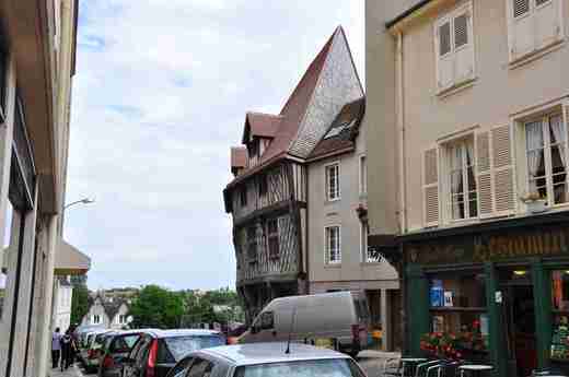 14 Chartres
