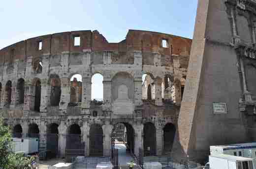 48 Koloseum