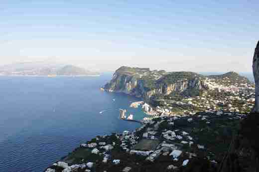 18 Přístav Capri