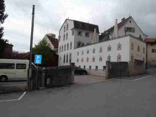12 Malans