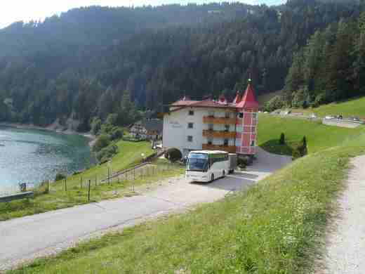 25 Náš hotel