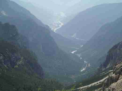05 Vzadu je Lago di Santa Caterina