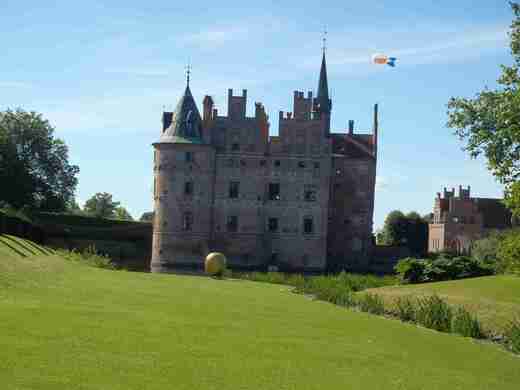 11 Egeskov