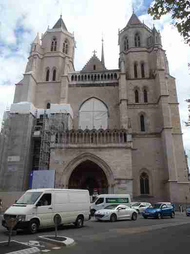 22 St. Benigne